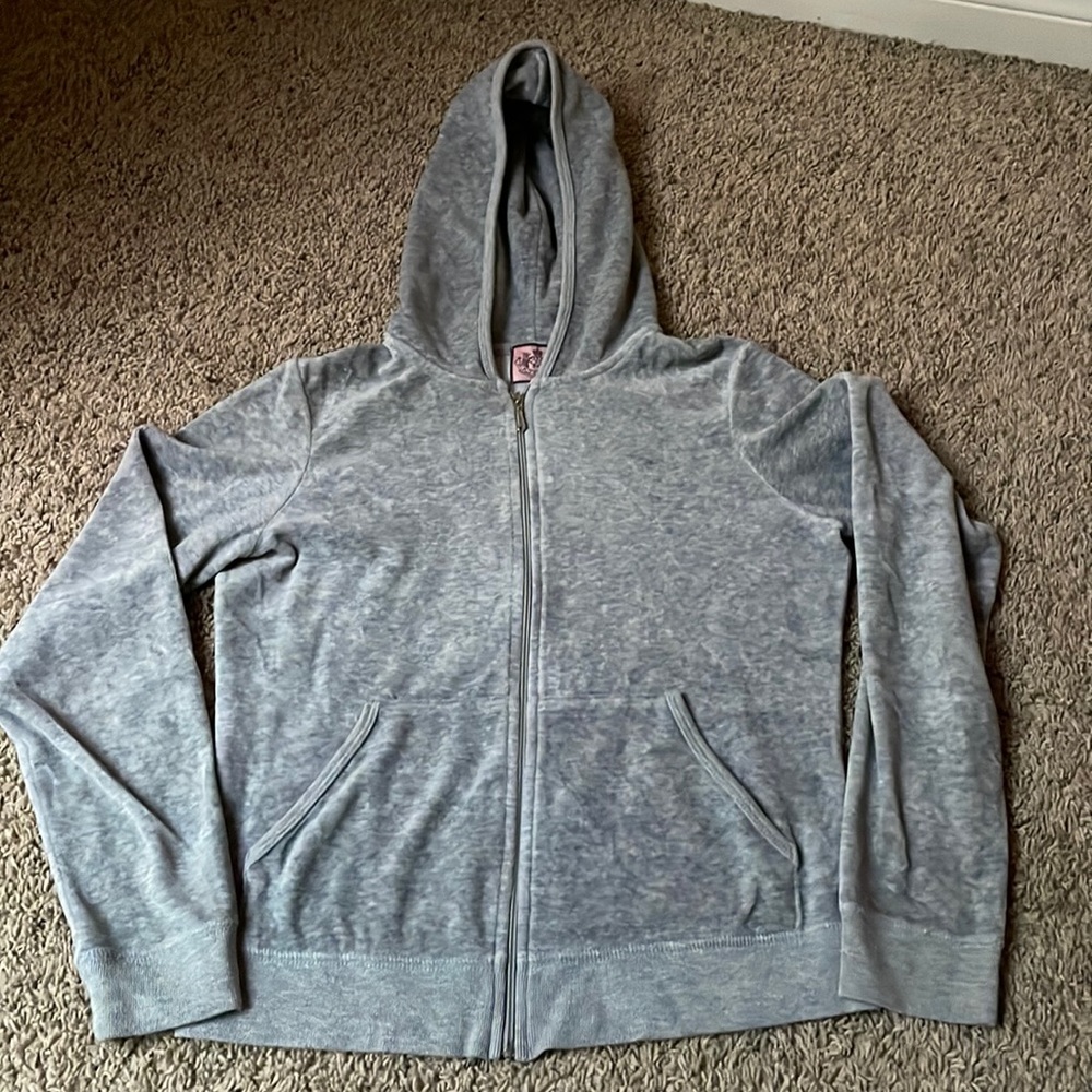 Juicy couture gray sweater size large.
